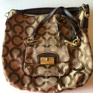 Coach shoulder bag with crossbody strap